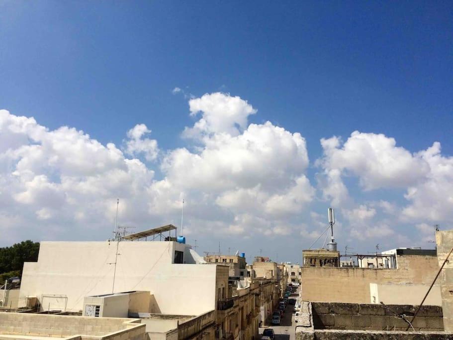May Flower: Modern Flat Close To Airport/Bus Stops Tarxien Εξωτερικό φωτογραφία
