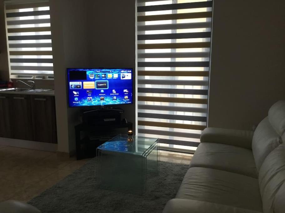 May Flower: Modern Flat Close To Airport/Bus Stops Tarxien Εξωτερικό φωτογραφία