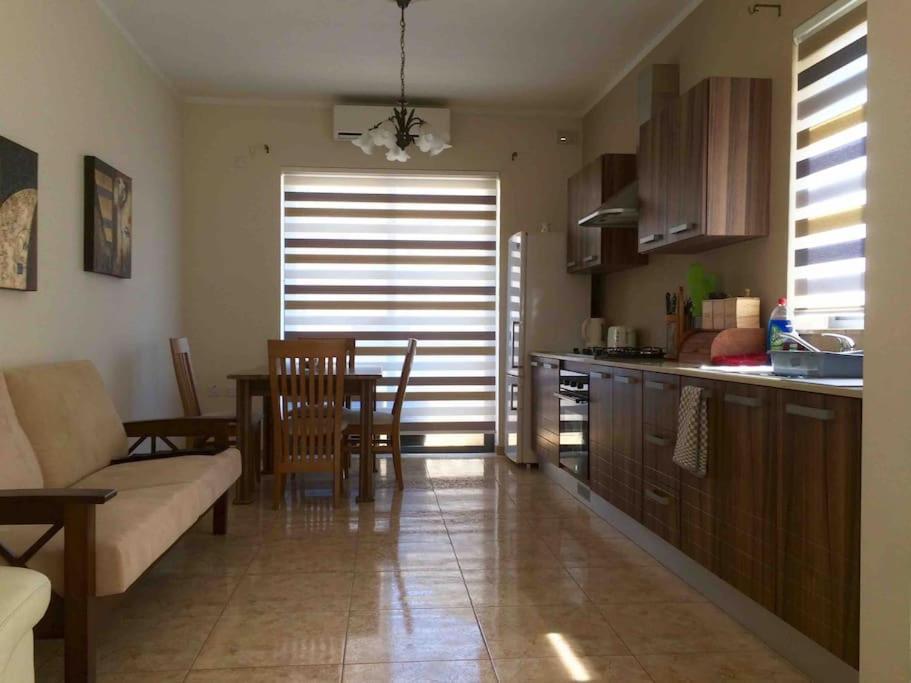 May Flower: Modern Flat Close To Airport/Bus Stops Tarxien Εξωτερικό φωτογραφία