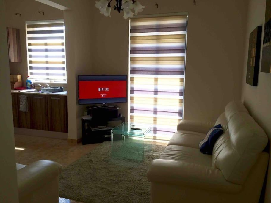 May Flower: Modern Flat Close To Airport/Bus Stops Tarxien Εξωτερικό φωτογραφία