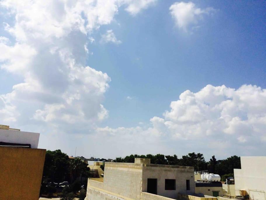 May Flower: Modern Flat Close To Airport/Bus Stops Tarxien Εξωτερικό φωτογραφία